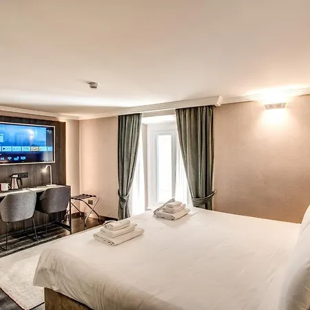 Pax Guest house *