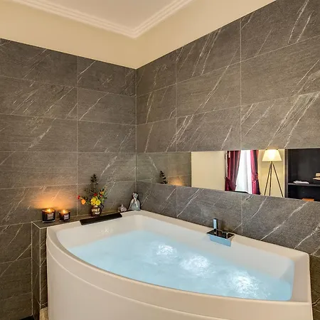 Guest house Pax 4*
