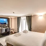 Pax Πανσιόν 4*