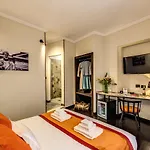 Pax Πανσιόν 4*